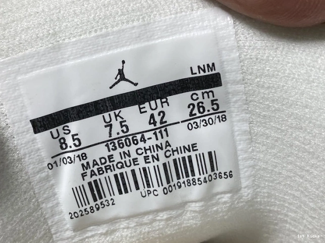 Triple White Retro Air Jordan 3 136064-111 0712